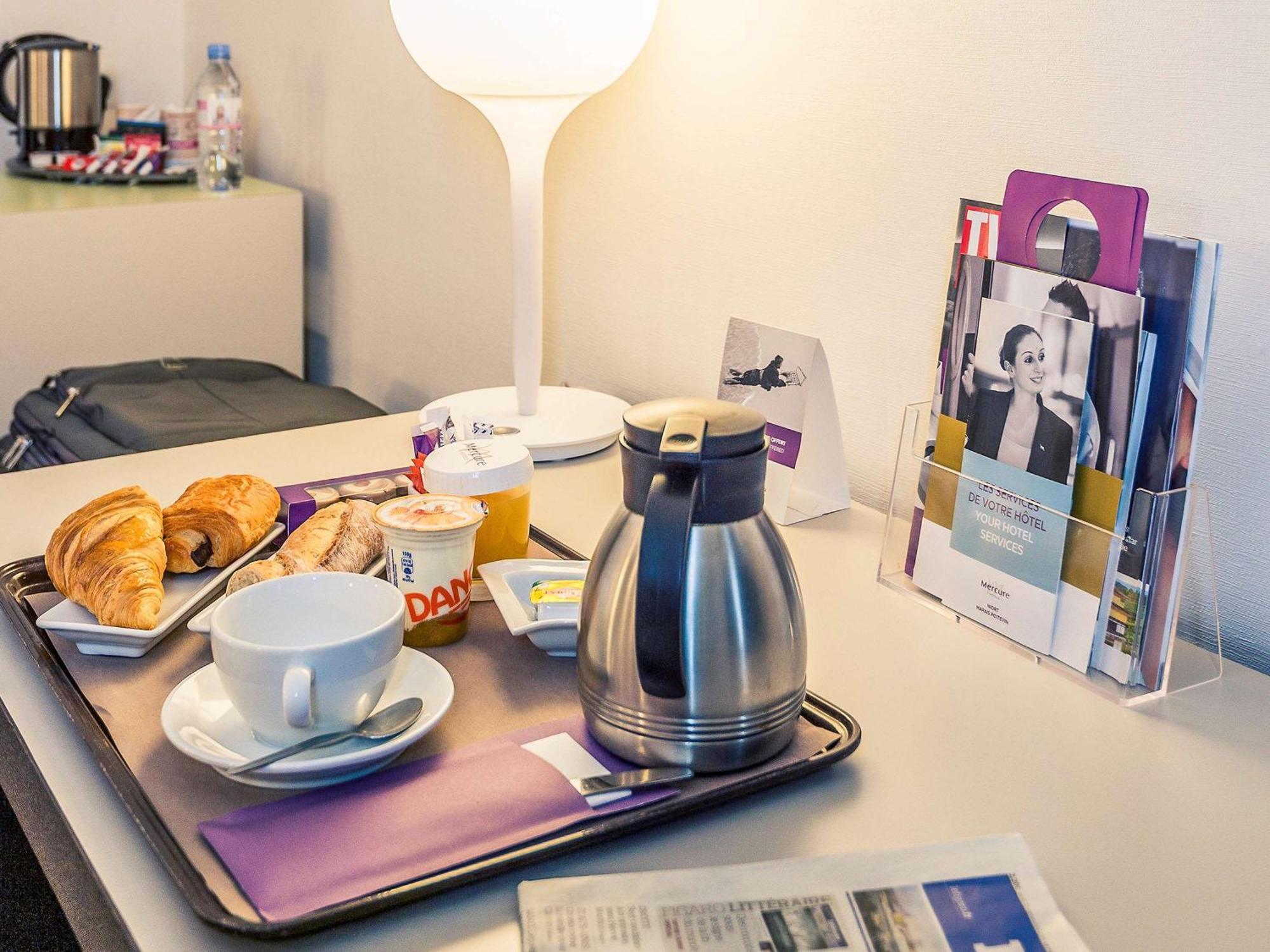Mercure Niort Marais Poitevin Eksteriør bilde